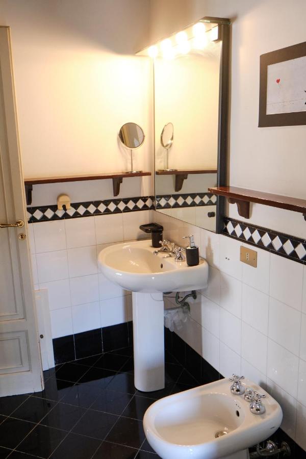 팔레르모 Attico Con Terrazza Sul Porto 아파트 외부 사진